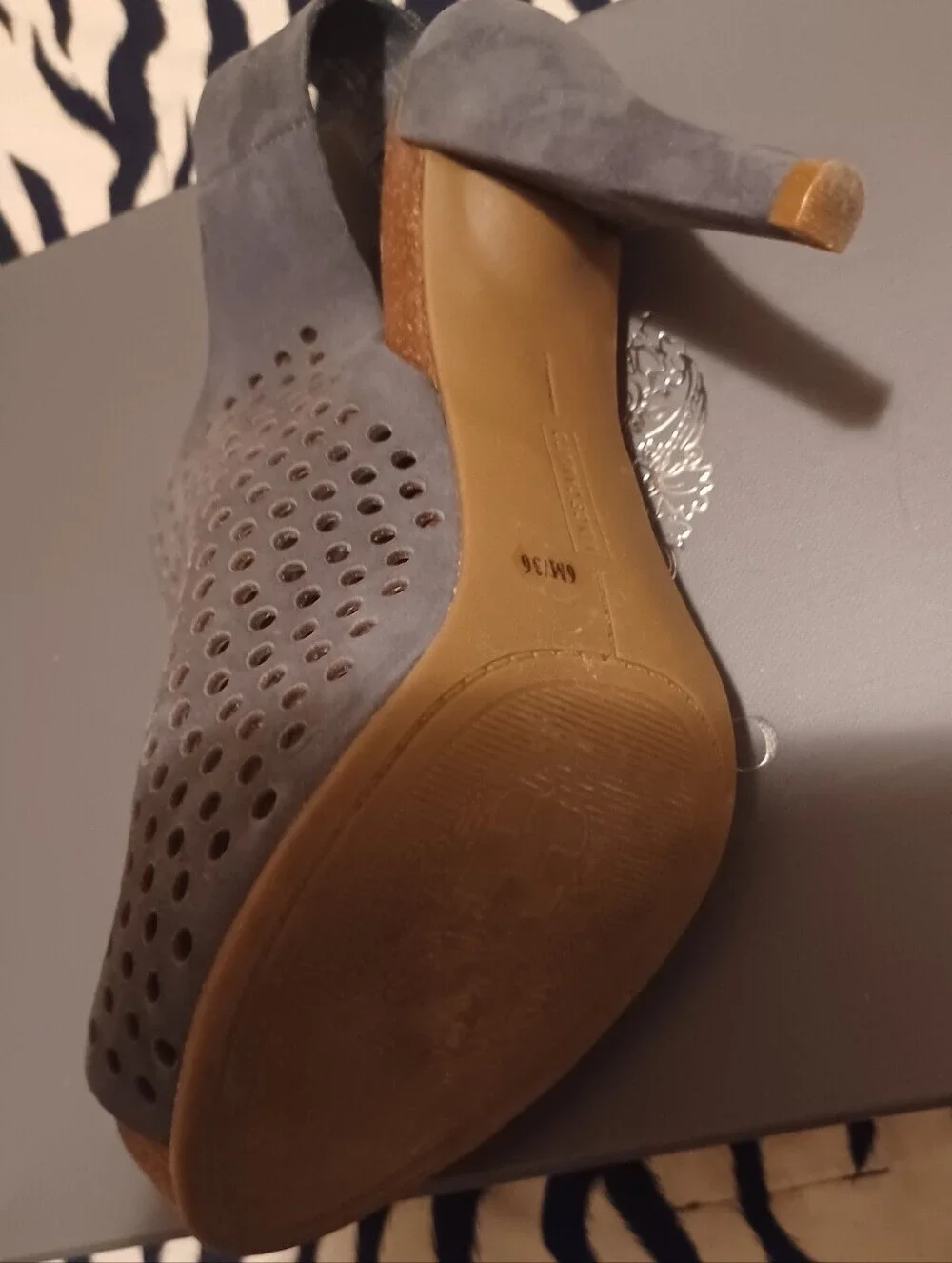 Vince Camuto flair heel polish